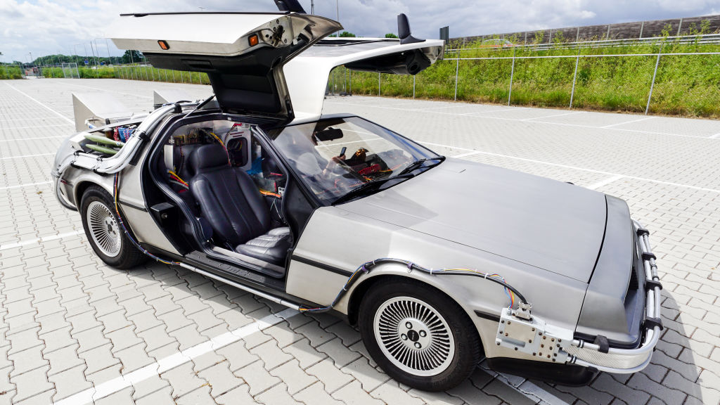 delorean cars no longer exist